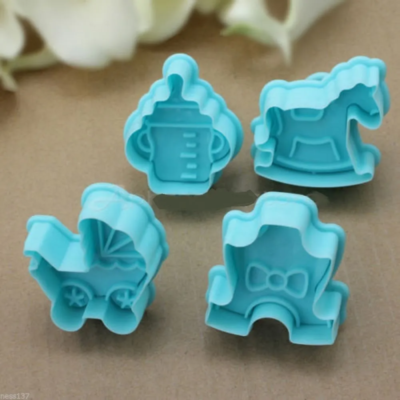 4 Moules Gâteaux Emportes Pièces Décor Bébé Pate à Sucre & d'Amande Sablés