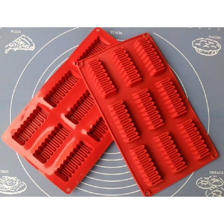 MOULE SILICONE 9 PETITS FOURS / VAGUES 28 X 16 CM