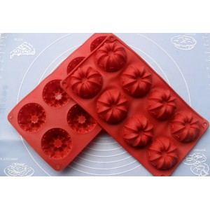 Moule Silicone Souple 8 Petits Fours / Savarins / 29 X 17 Cm